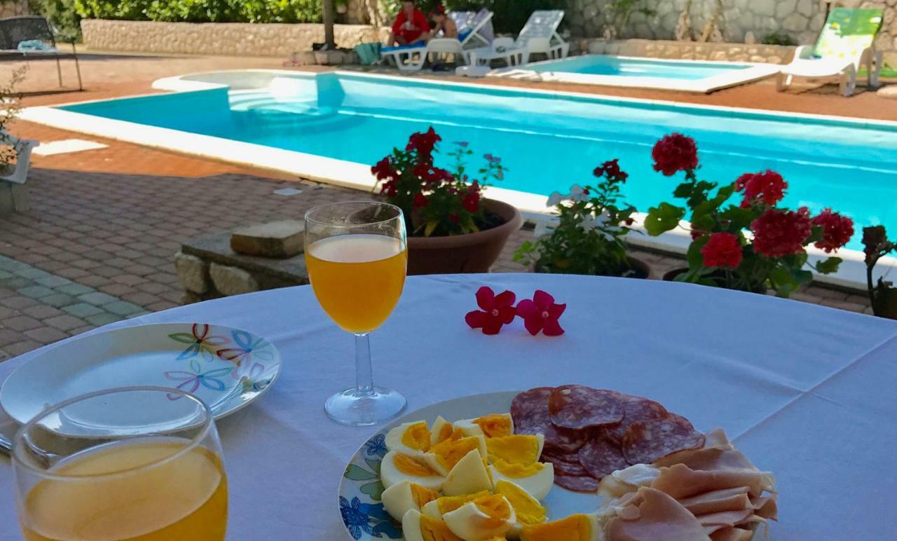 מאנדרה Apartments Villa Ana מראה חיצוני תמונה