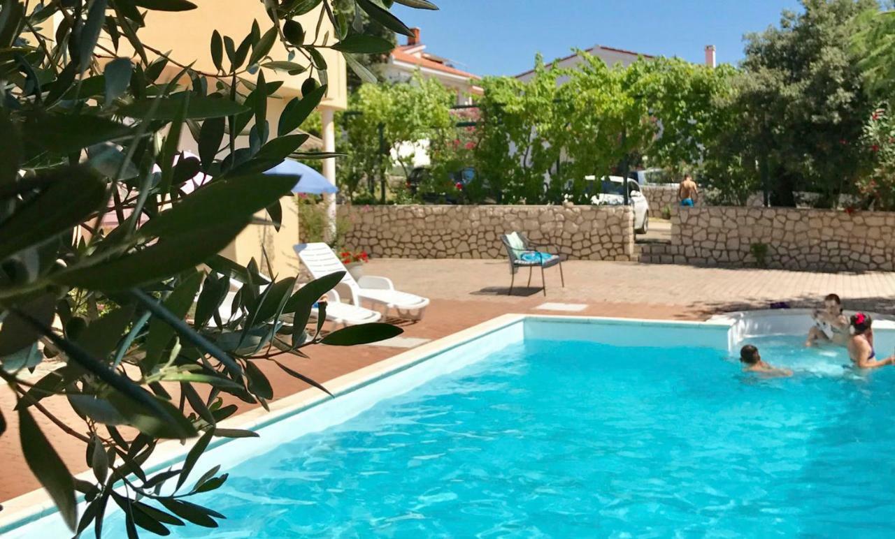 מאנדרה Apartments Villa Ana מראה חיצוני תמונה