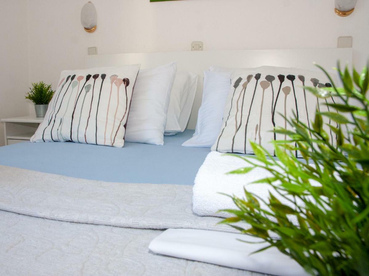 מאנדרה Apartments Villa Ana מראה חיצוני תמונה